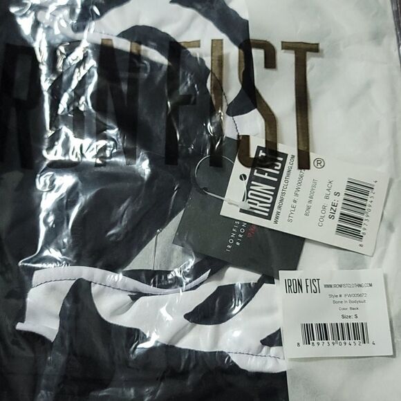 Iron fist bone in bodysuit - Picture 3 of 4